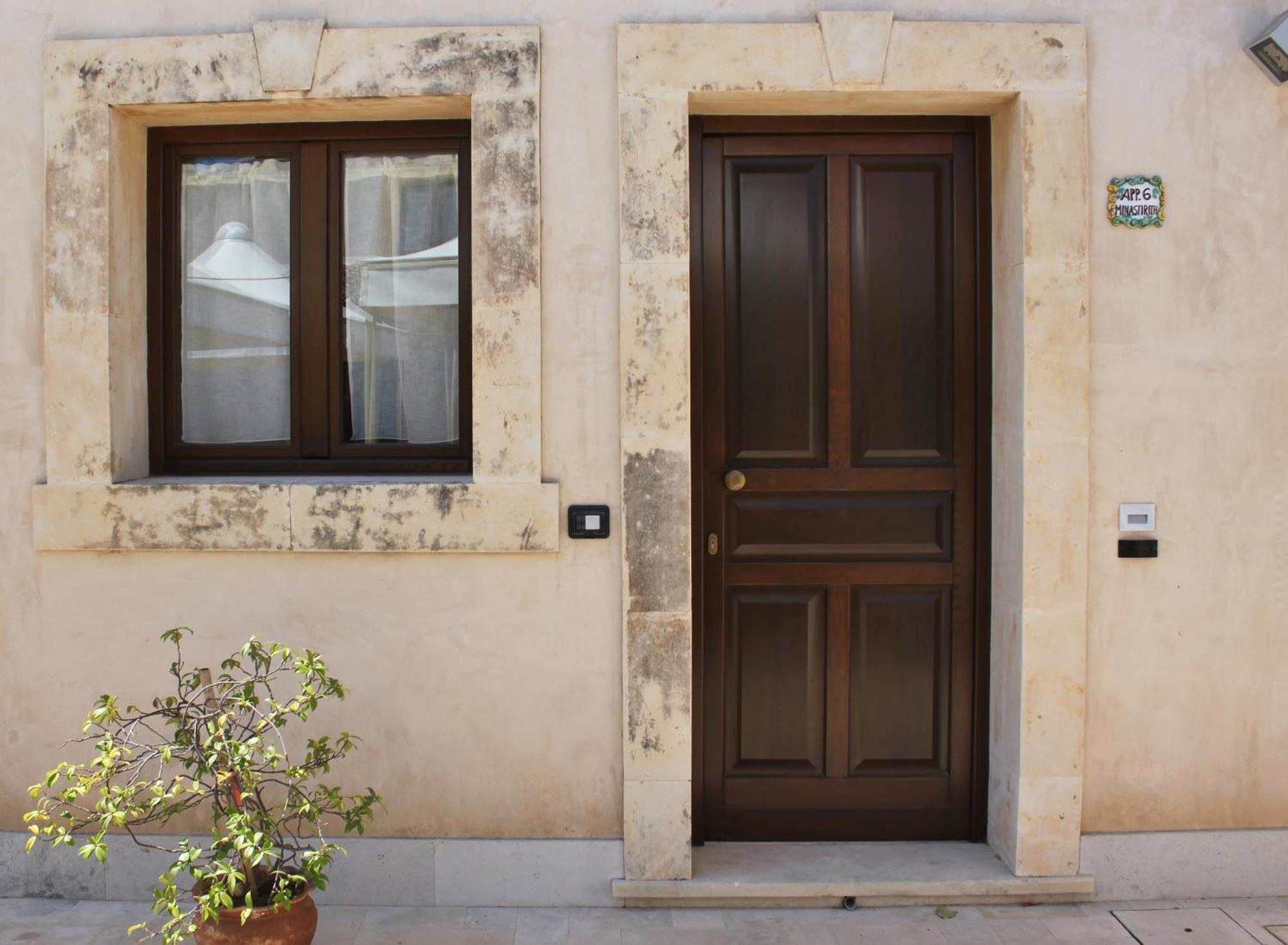 Case Vacanza Sant'Agostino Siracusa Syracuse ภายนอก รูปภาพ